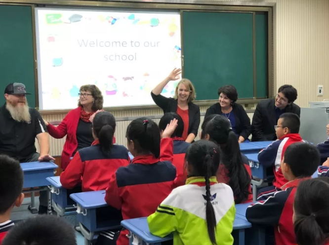 1554267571819414.png 196.png